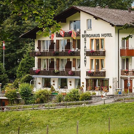 Hotel Berghaus เวงเงน ภายนอก รูปภาพ