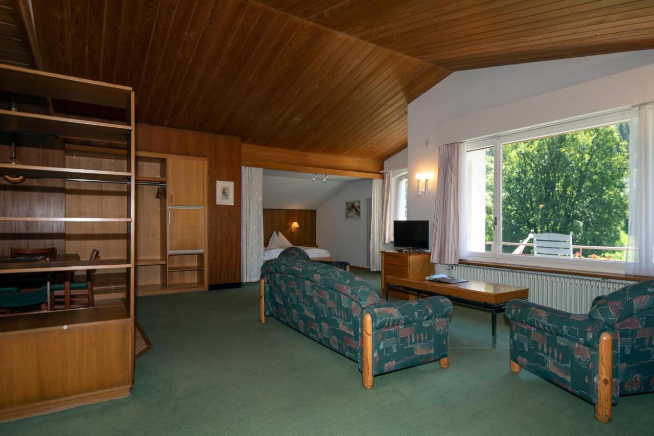 Hotel Berghaus เวงเงน ภายนอก รูปภาพ