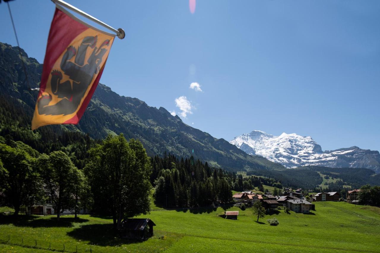 Hotel Berghaus เวงเงน ภายนอก รูปภาพ