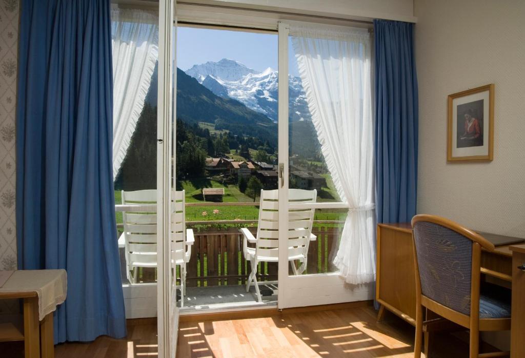 Hotel Berghaus เวงเงน ห้อง รูปภาพ