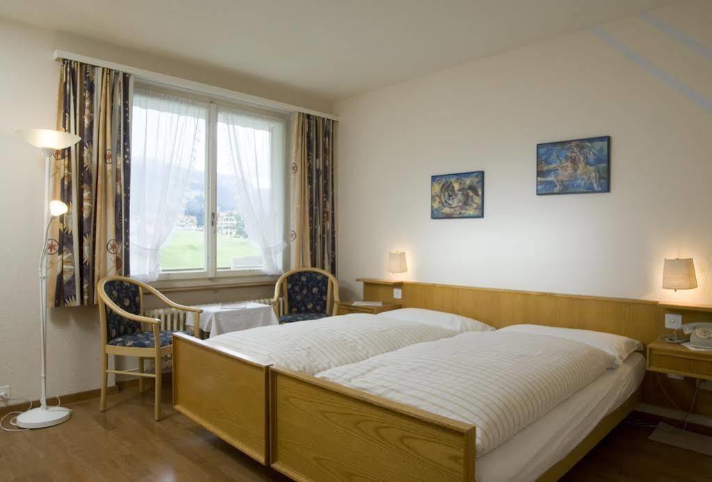 Hotel Berghaus เวงเงน ภายนอก รูปภาพ